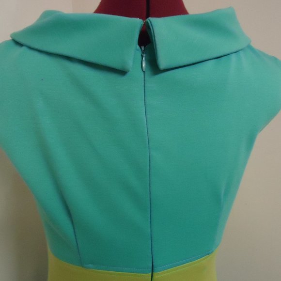 Just Taylor Size 4 Turquoise and Green Cowl Neck Mini Dress - Picture 6 of 9
